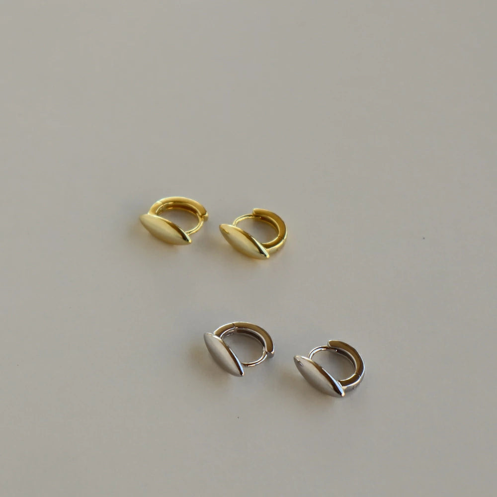 P301  silver925 metal beans hoop pierce