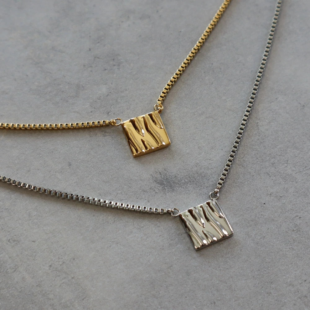 N029  stainless square chain necklace