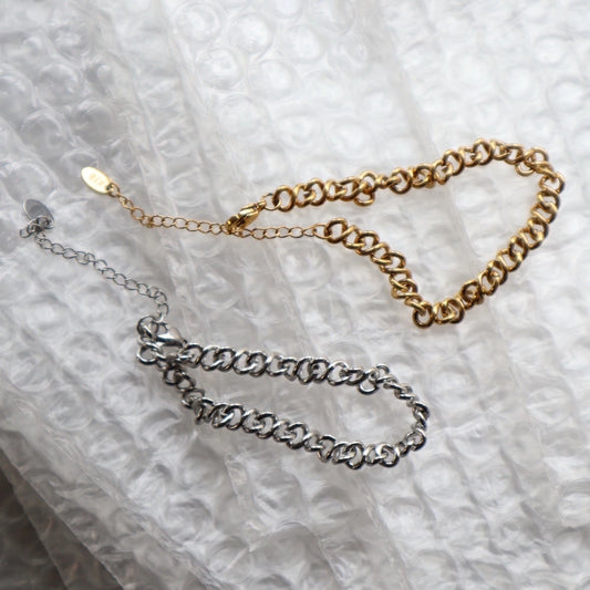 N132  stainless spiral chain bracelet