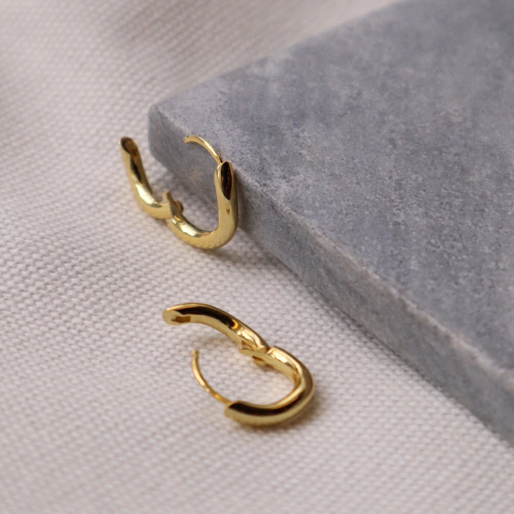 P136  silver925 loose wave hoop pierce