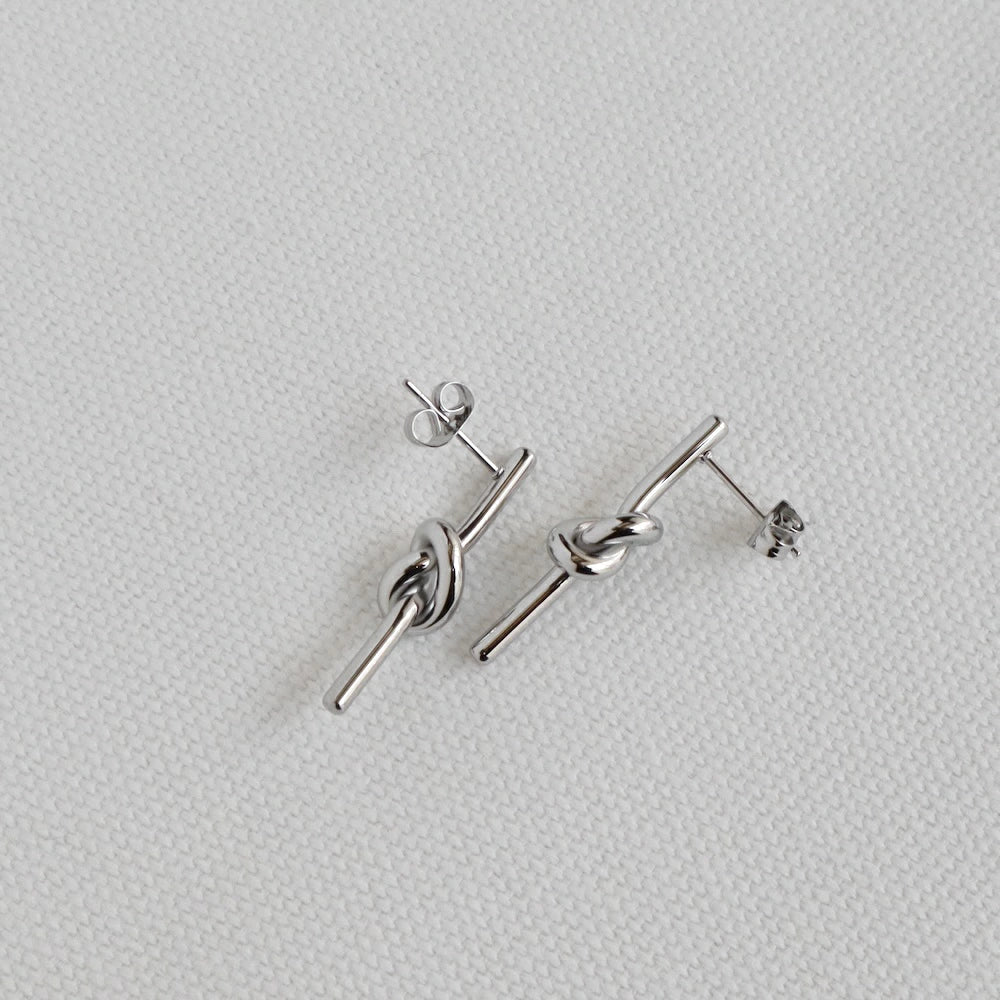 P255  stainless knot line pierce