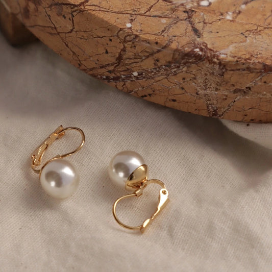 P391  stainless french hook pearl pierce