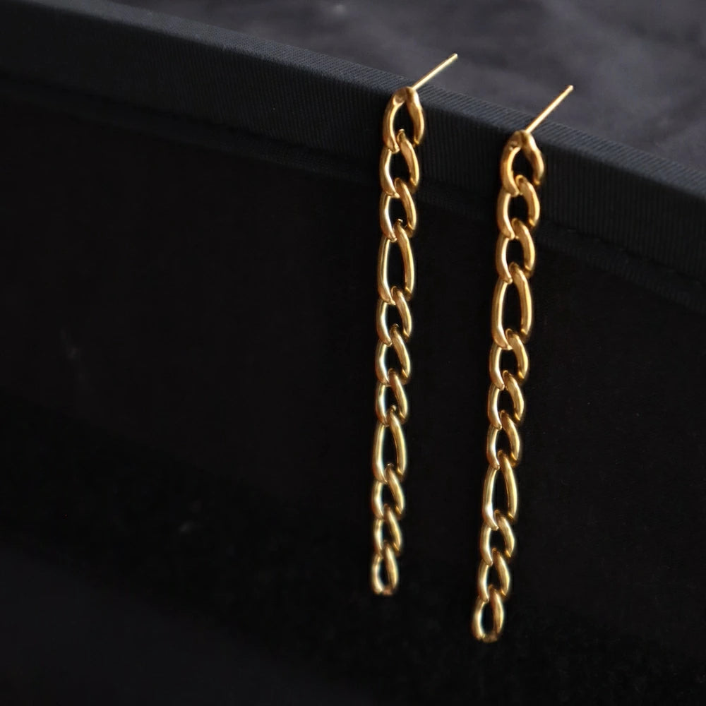 P261  stainless long chain casual pierce