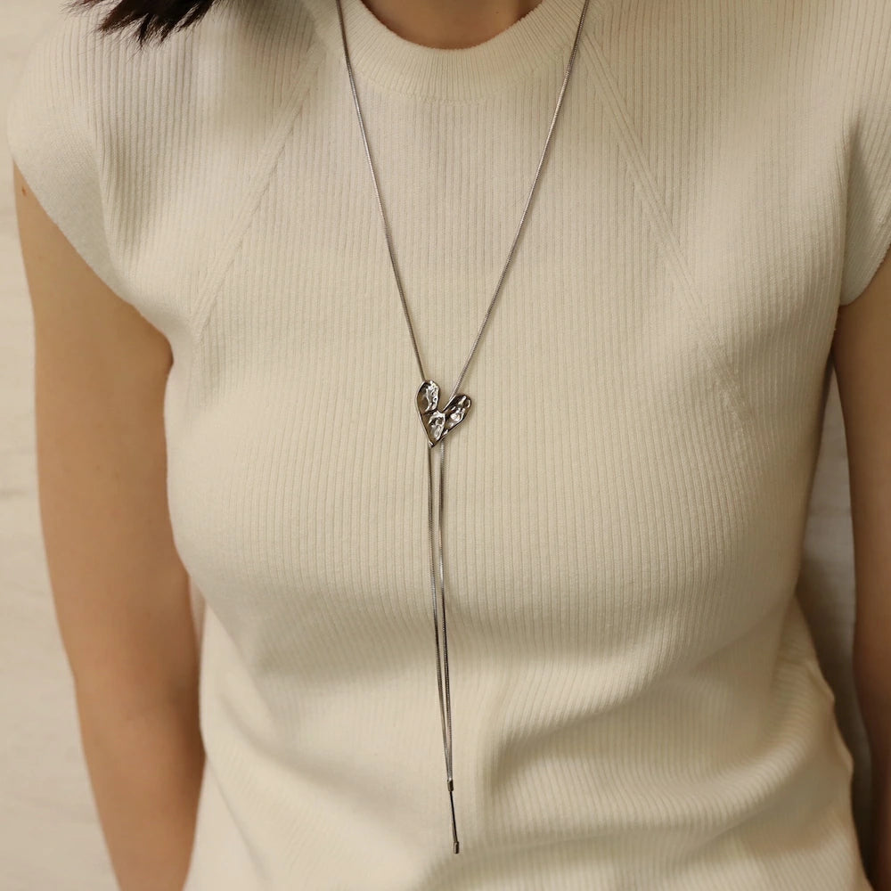 N224  stainless vintage like heart necklace