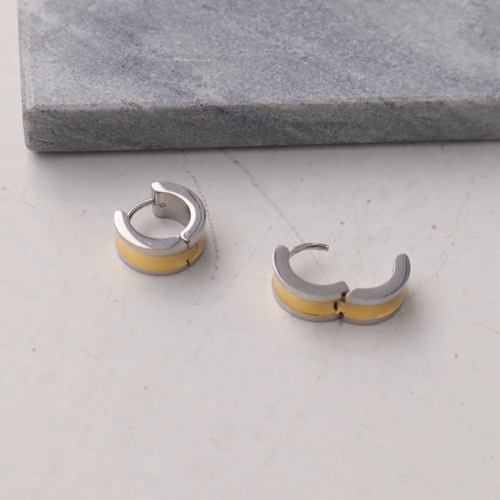 P439  stainless bi-color wide hoop pierce