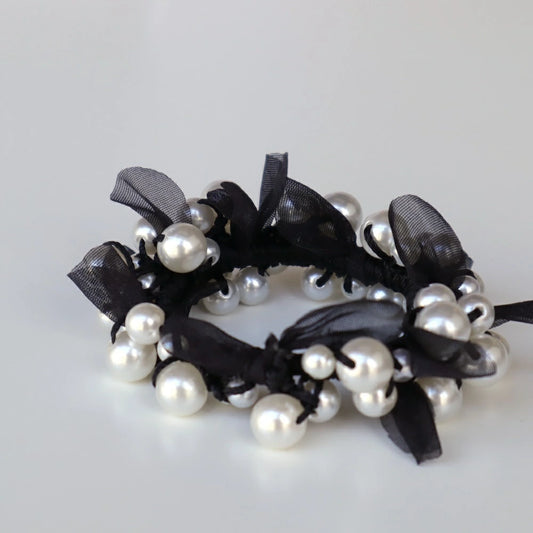 H004 random pearl tulle hair tie