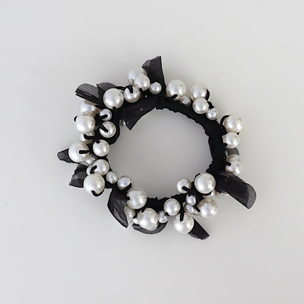 H004 random pearl tulle hair tie