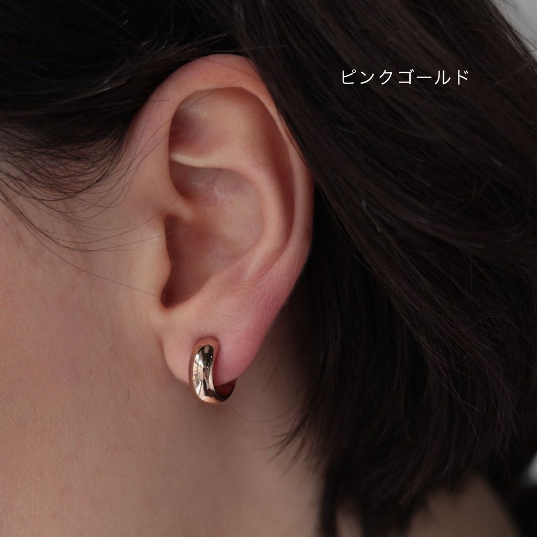 P131  simple hoop earring