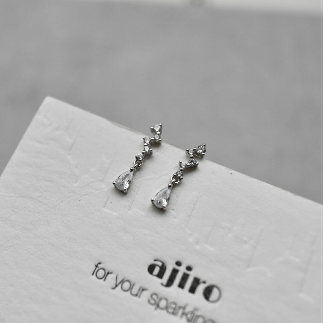 ピアスsilver925揺れる華奢キラキラミニピアスデザインシルバーシンプルギフトプレゼントおしゃれオフィス女性レディースajiroP044