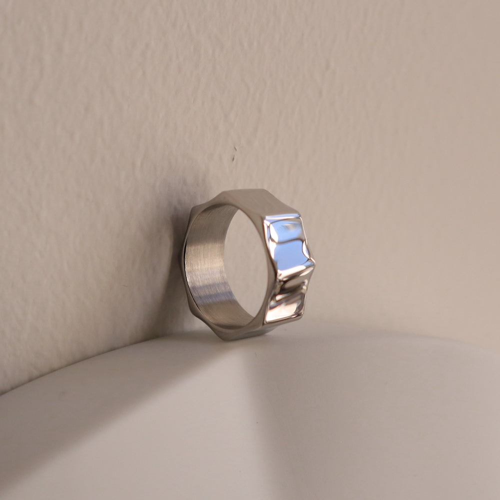 R046  stainless square ring