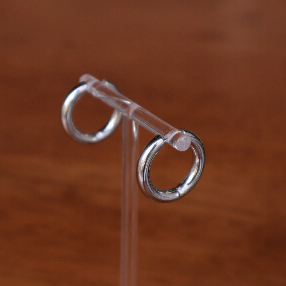 P064サージカルステンレスゴールドフープキャッチレスステンレスピアスアレルギー対応ギフトプレゼントシンプルオフィスカジュアルつけっぱなしajiro