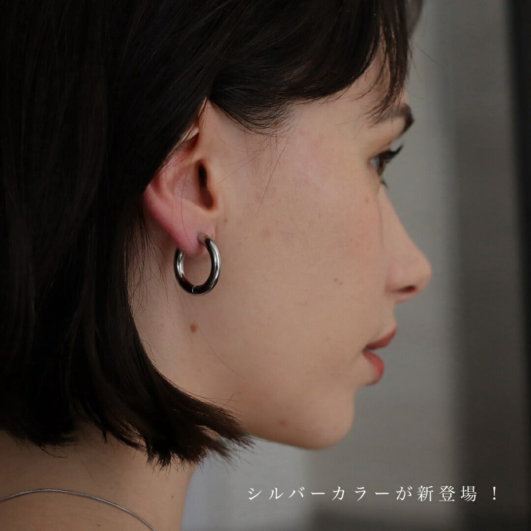 ＼新色シルバー登場／P064サージカルステンレスゴールドフープキャッチレスステンレスピアスアレルギー対応ギフトプレゼントシンプルオフィスカジュアルつけっぱなしajiro