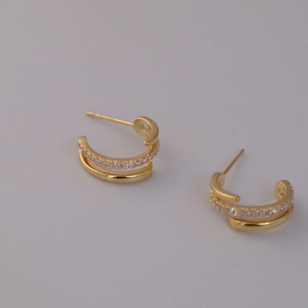 P443   zirconia sand line pierce / earring