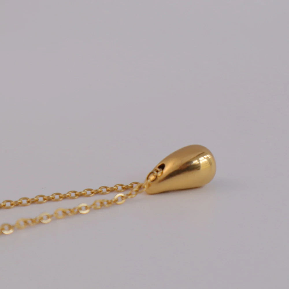 N146  stainless drop necklace