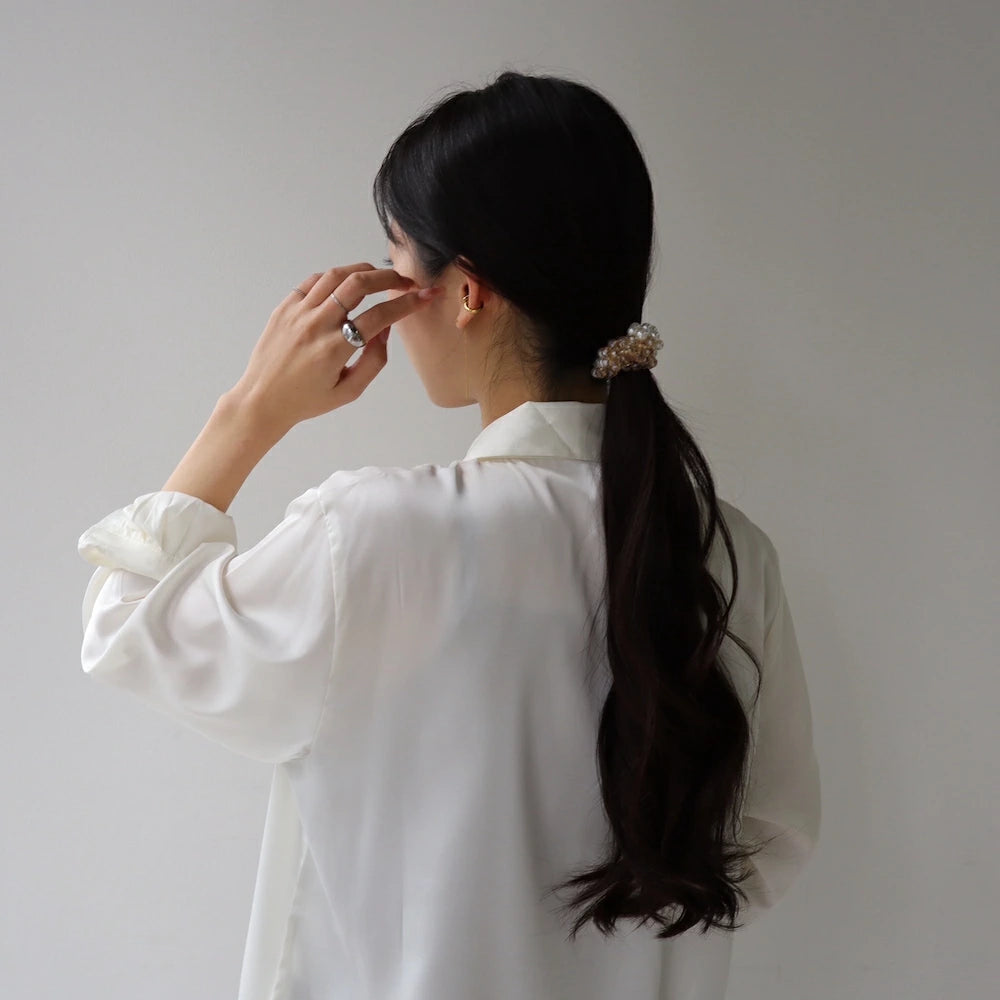 H027 pearl bijou scrunchie