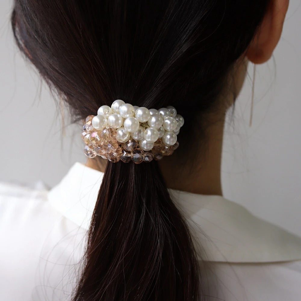 H027 pearl bijou scrunchie