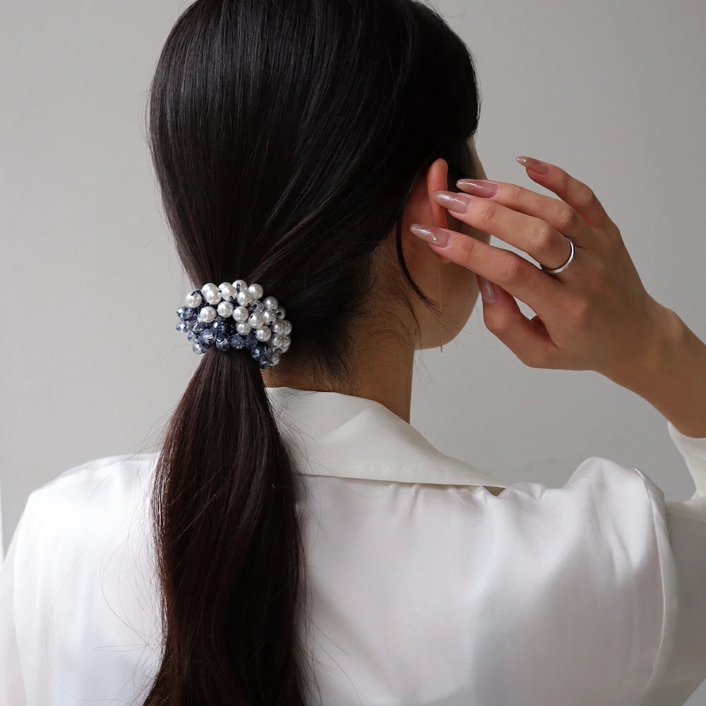 H027 pearl bijou scrunchie