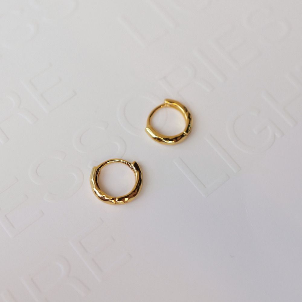 【10％OFFクーポン発行中】【リニューアル】P023ピアスフープミニピアスキャッチレスシルバーゴールドキャッチ要らないシンプルギフトプレゼントおしゃれオフィスシンプル女性レディースジュエリー