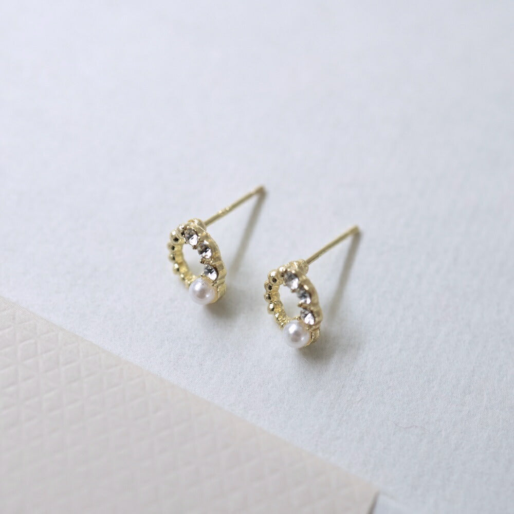 P363ピアスイヤリングデザインパールキラキラサークルミニピアスシンプルユニーク華奢上品オフィス結婚式卒業式入学式フォーマルセレモニーギフトプレゼント女性レディース小ぶり金属アレルギー対応上品高見え普段使いオケージョン対応