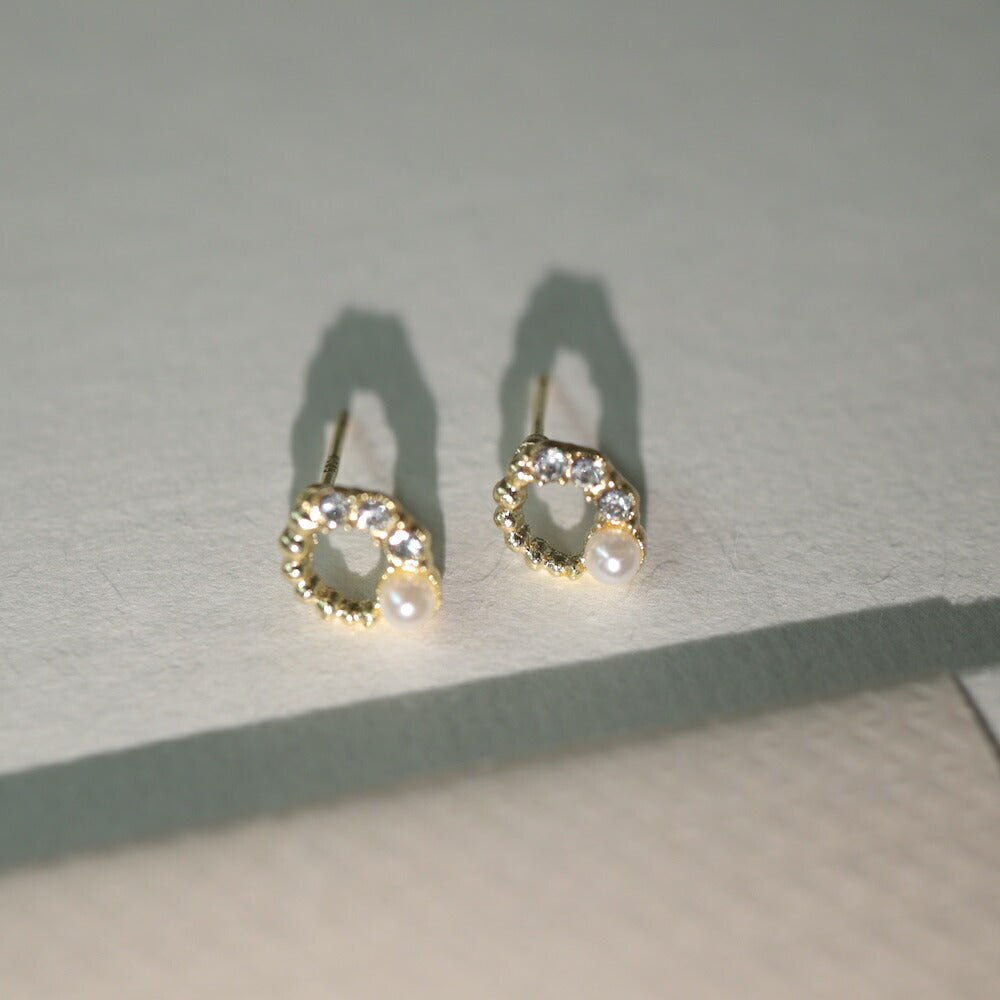P363ピアスイヤリングデザインパールキラキラサークルミニピアスシンプルユニーク華奢上品オフィス結婚式卒業式入学式フォーマルセレモニーギフトプレゼント女性レディース小ぶり金属アレルギー対応上品高見え普段使いオケージョン対応