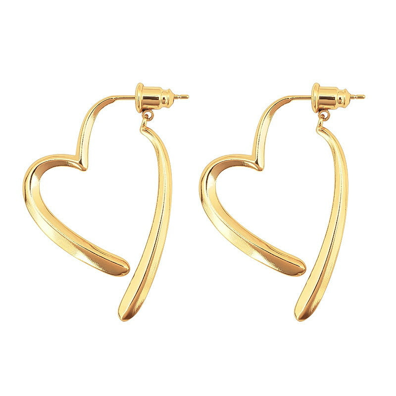 P109 Pierce Heart Gold Silver Ladies Hypoallergenic Daily Wear Minimal Elegant Design Trend Stylish Popular Gift
