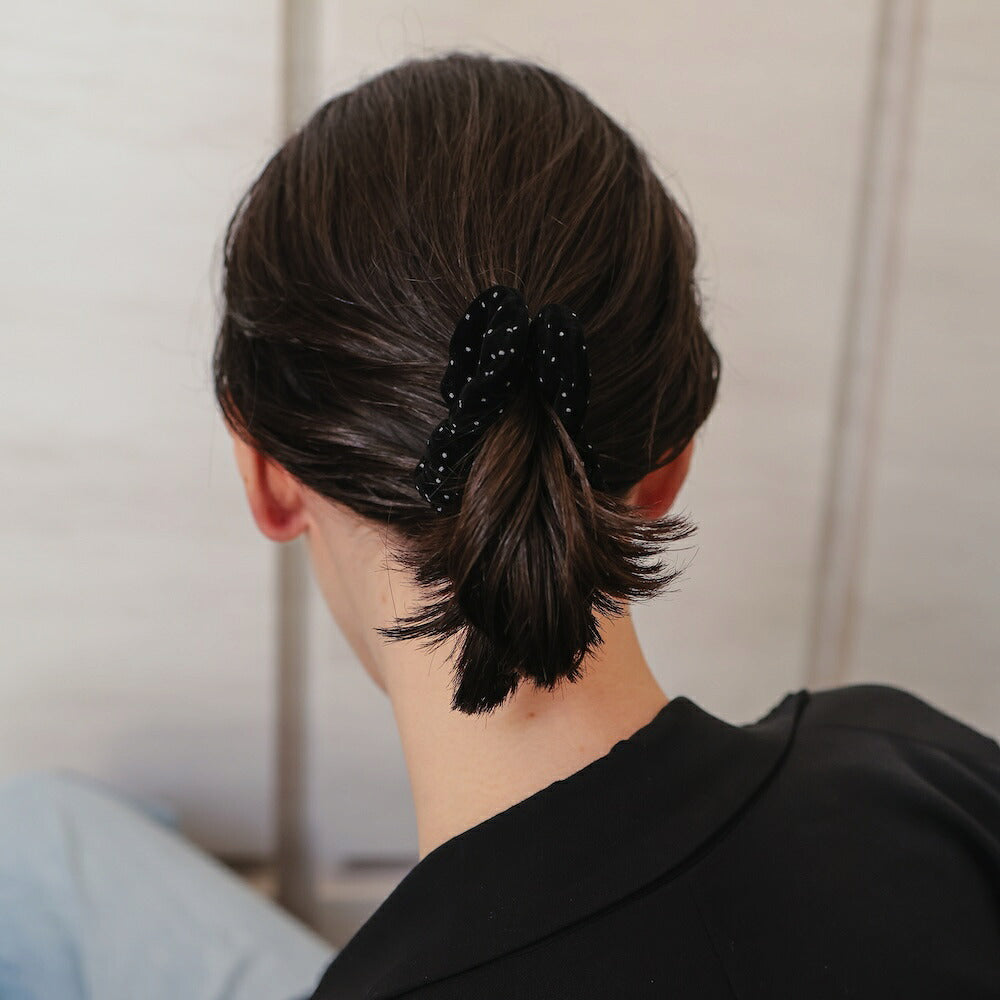 H038ヘアクリップベロアリボンドット柄バナナクリップレディースブラック大きめまとめ髪ヘアアクセサリー大人上品きれいめオフィスカジュアルデイリーおしゃれヘアアレンジプレゼント