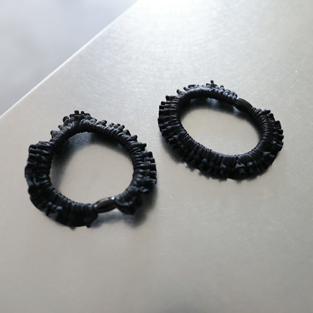 【2点セット】H018ヘアゴムミニフリルシュシュレディースヘアアクセサリー光沢大人可愛いおしゃれシンプルまとめ髪ポニーテールお団子普段使いオフィスブラックブラウンピンクギフト