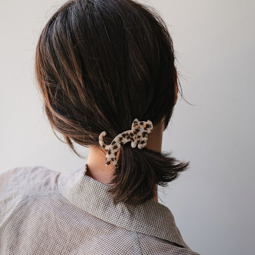 H009ヘアピン猫モチーフレディースヘアアクセサリーアクリル合金ヘアクリップねこネコアニマル大人可愛いかわいいおしゃれまとめ髪前髪サイド留め普段使いデイリー猫好きギフトプレゼント