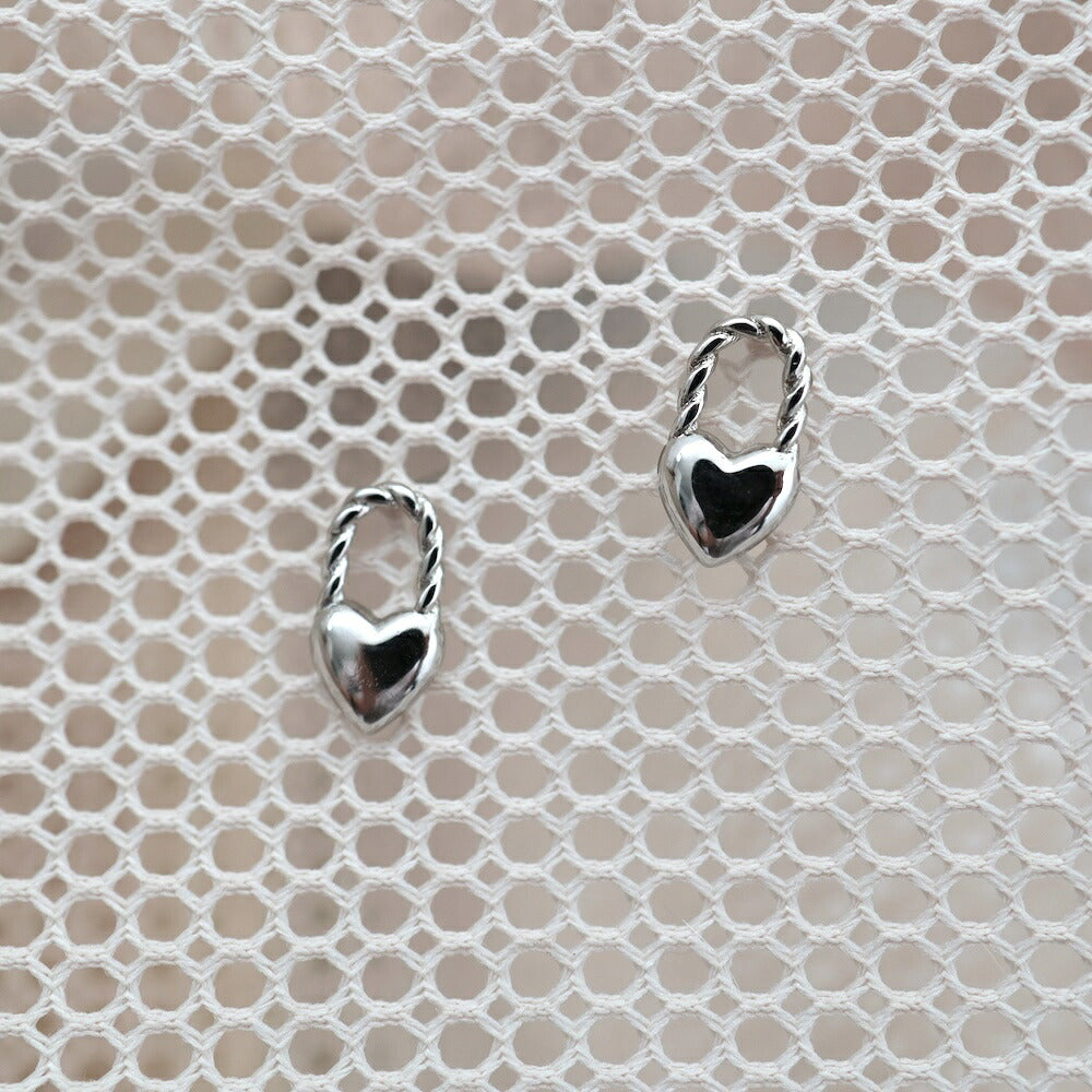 【10％OFFクーポン配布中】P135ピアスイヤリングsilver925シルバーハートミニピアスギフトプレゼントおしゃれオフィスシンプル女性レディース高見えジュエリー