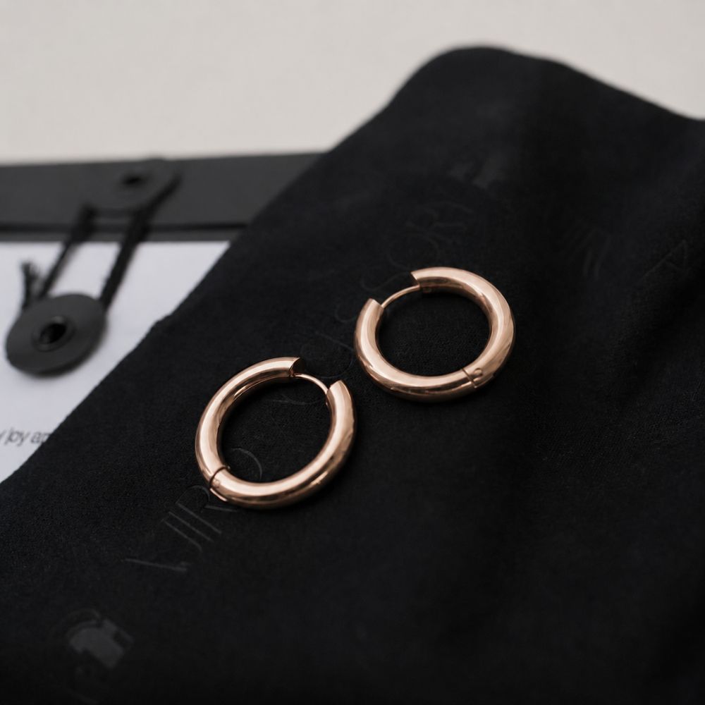 【10％OFFクーポン配布中】P064ピアスサージカルステンレス金属アレルギー対応フープ大ぶりキャッチレスギフトプレゼントおしゃれシンプル付けっぱなしオフィスカジュアルメンズライク人気ジュエリー6ef