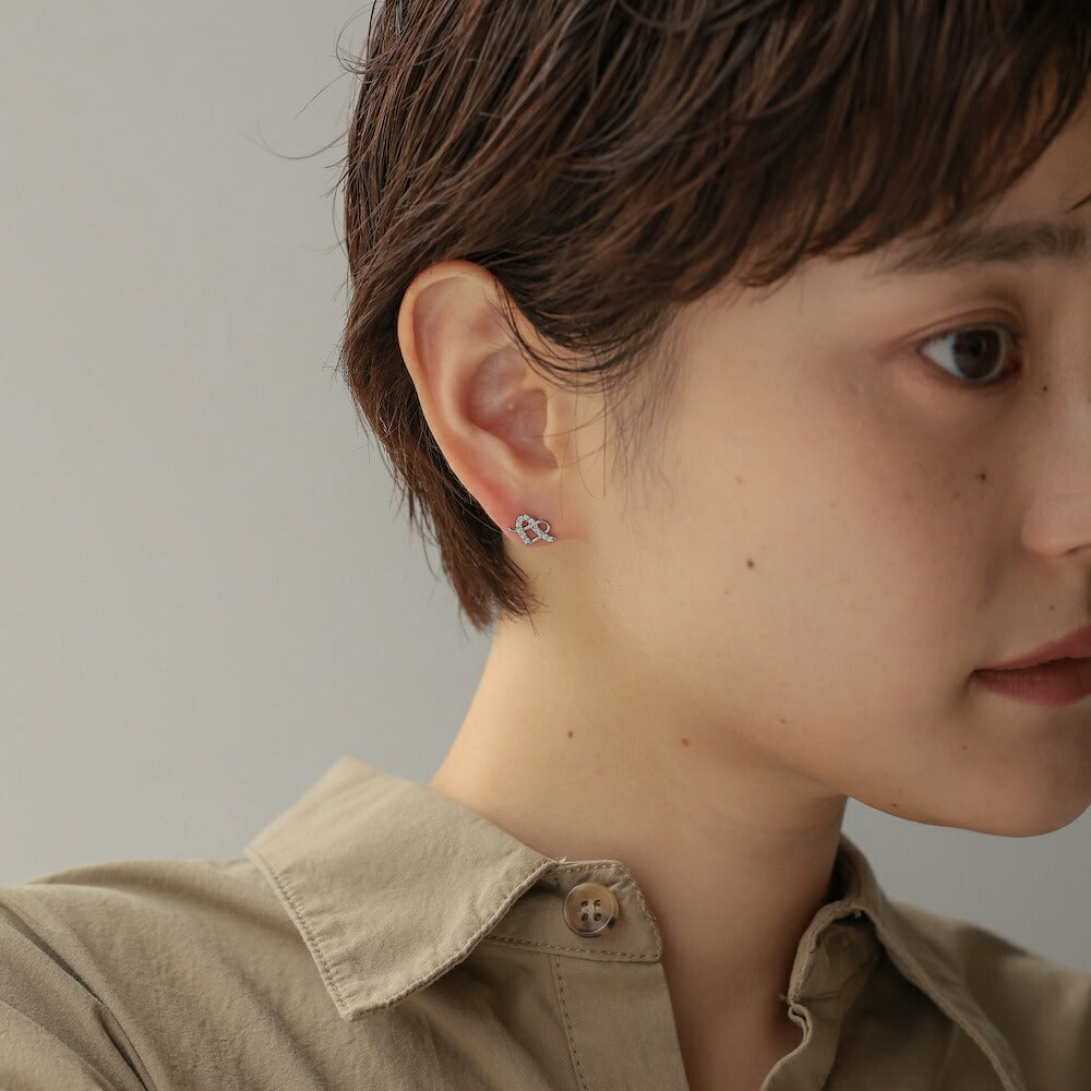【10％OFFクーポン配布中】P362ピアスイヤリングハートリボンゴールドキラキラ上品高見え華奢ギフトプレゼントおしゃれオフィスシンプル女性レディースジュエリー