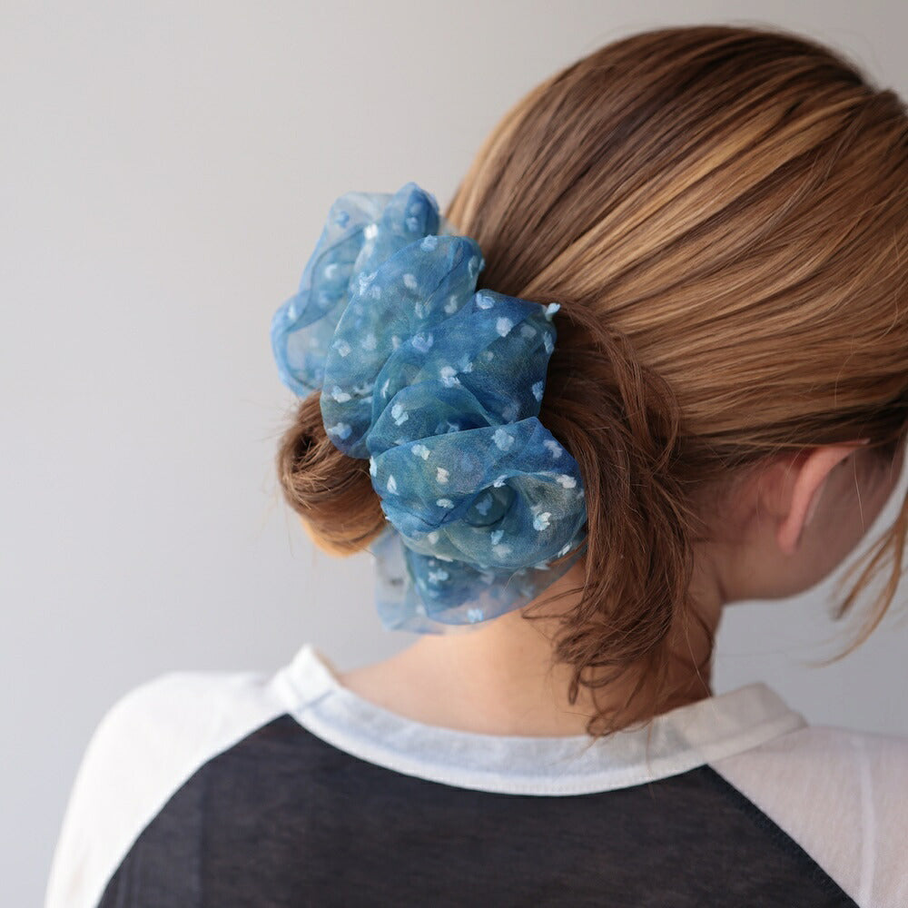H064シュシュ大ぶりシアー小花柄ブルーレディースヘアアクセサリーヘアゴムボリューム透け感まとめ髪ポニーテールお団子大人可愛い上品きれいめカジュアルデイリー普段使い