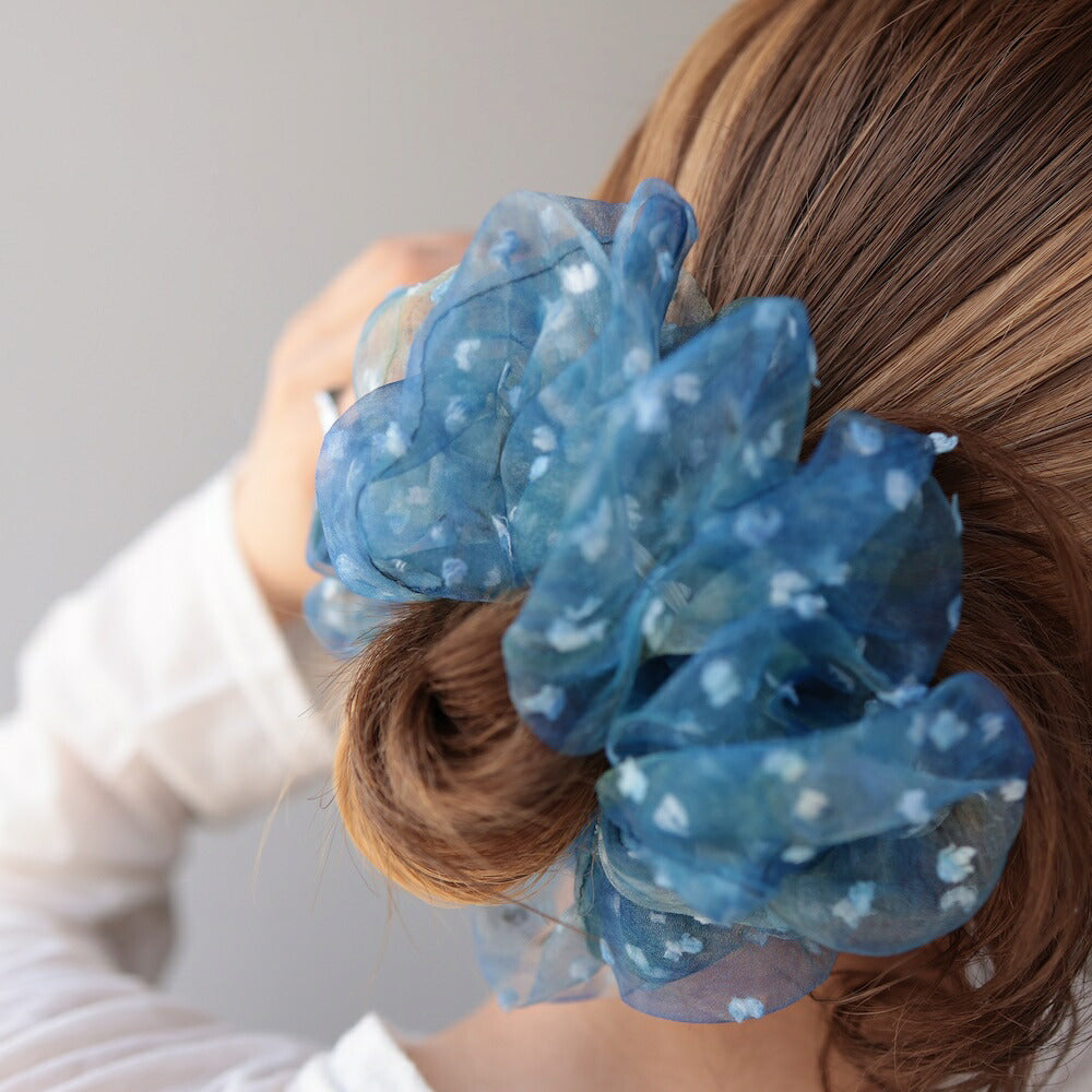 H064シュシュ大ぶりシアー小花柄ブルーレディースヘアアクセサリーヘアゴムボリューム透け感まとめ髪ポニーテールお団子大人可愛い上品きれいめカジュアルデイリー普段使い