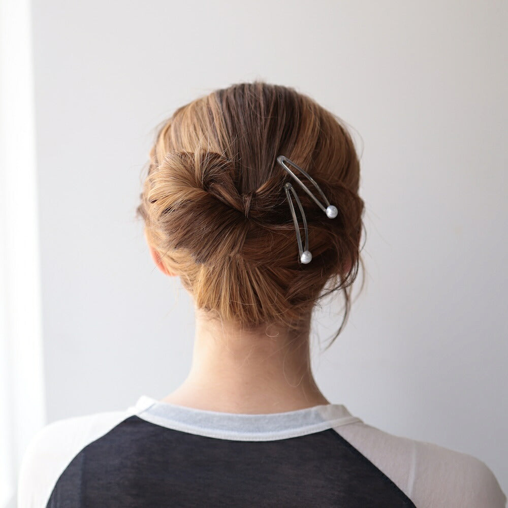 H073ヘアピンフラワーパールメタル透かしデザインシルバー花モチーフヘアアクセサリーレディース前髪サイド留めまとめ髪ヘアアレンジ軽量上品大人可愛いシンプルデイリーオフィス