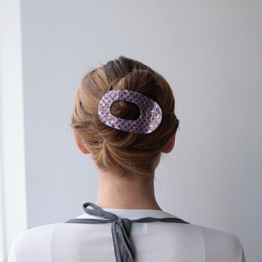 H078ヘアクリップドット柄水玉オーバルくり抜きアクリルヘアアクセサリーレディースまとめ髪ヘアアレンジ大人可愛い上品きれいめレトロデイリーオフィス普段使い