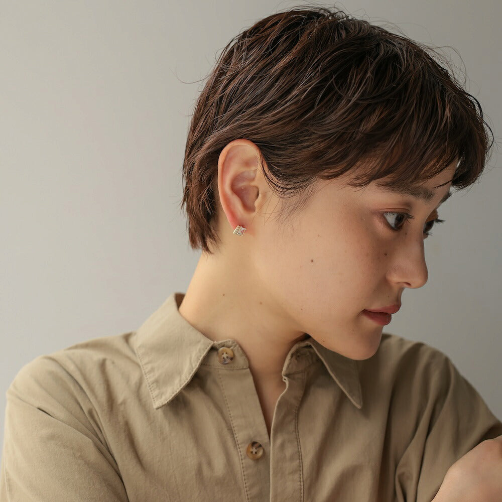 【980円OFFクーポン配布中】P461ピアス華奢スクエアミニピアスキラキラ高見え大人プレゼント女性レディース上品オフィス小ぶり入学式卒業式結婚式合わせやすいおしゃれシンプル