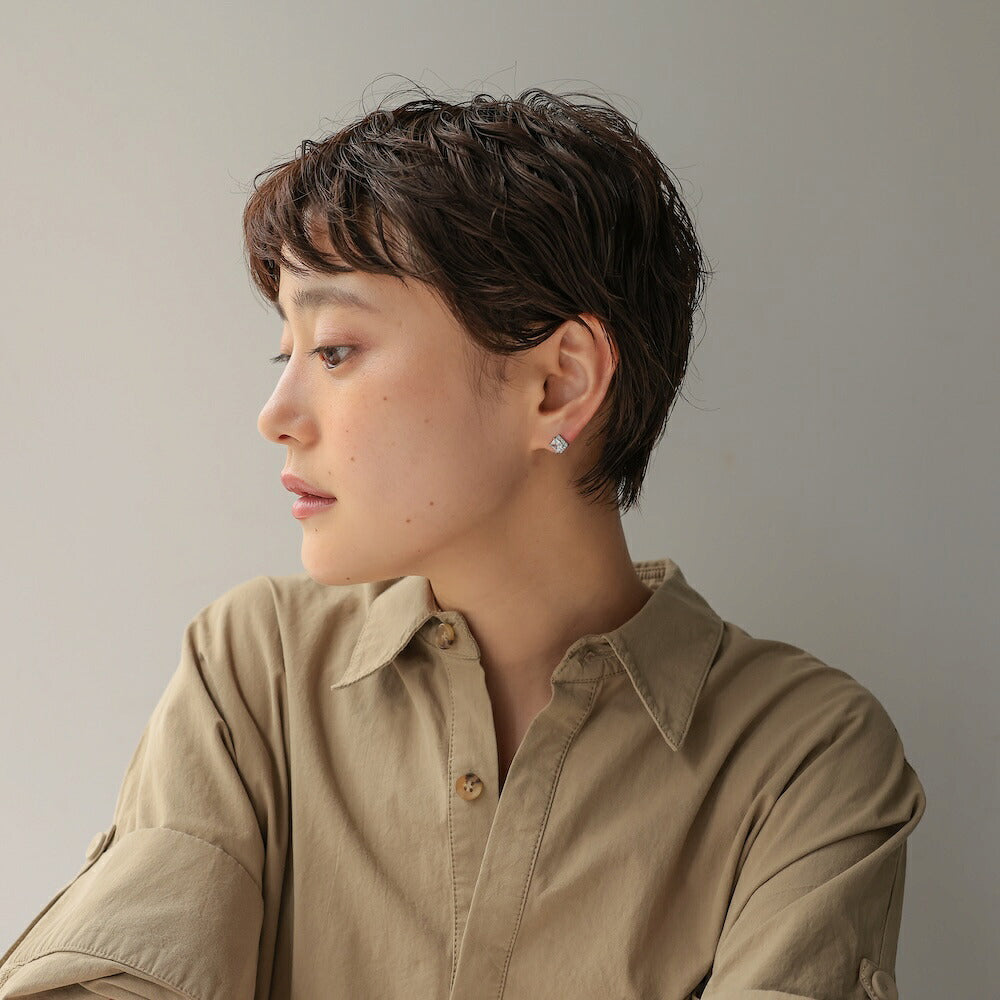 【980円OFFクーポン配布中】P461ピアス華奢スクエアミニピアスキラキラ高見え大人プレゼント女性レディース上品オフィス小ぶり入学式卒業式結婚式合わせやすいおしゃれシンプル
