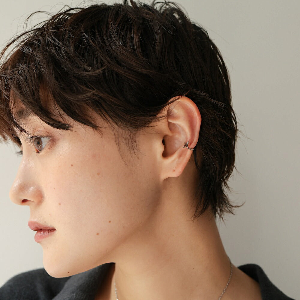 【10/420時～2H限定★50％OFFクーポン】C031イヤーカフイヤカフ星クロスシンプル片耳販売シルバーギフトプレゼント女性華奢おしゃれカジュアル普段使いレディースユニークフリーサイズ調節可能