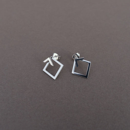 P469 stainless square & triangle pierce