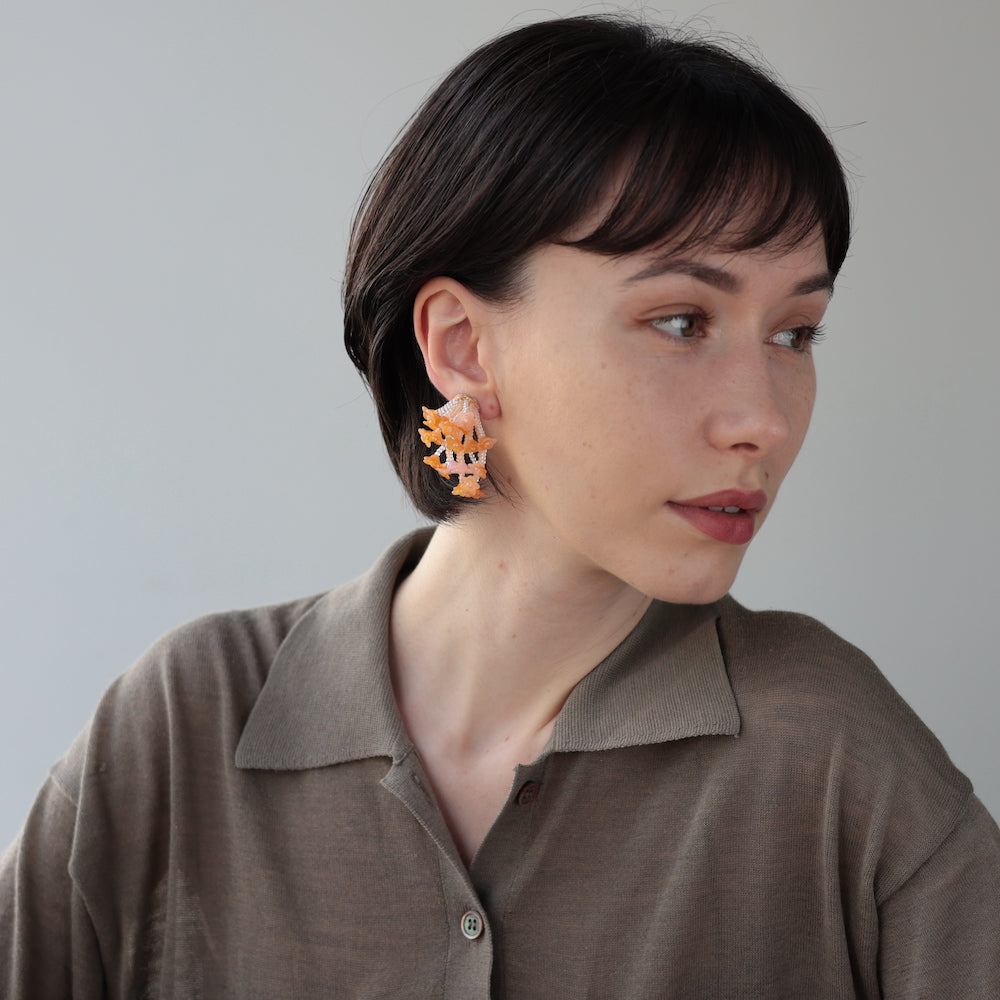 P130 orange flower pierce