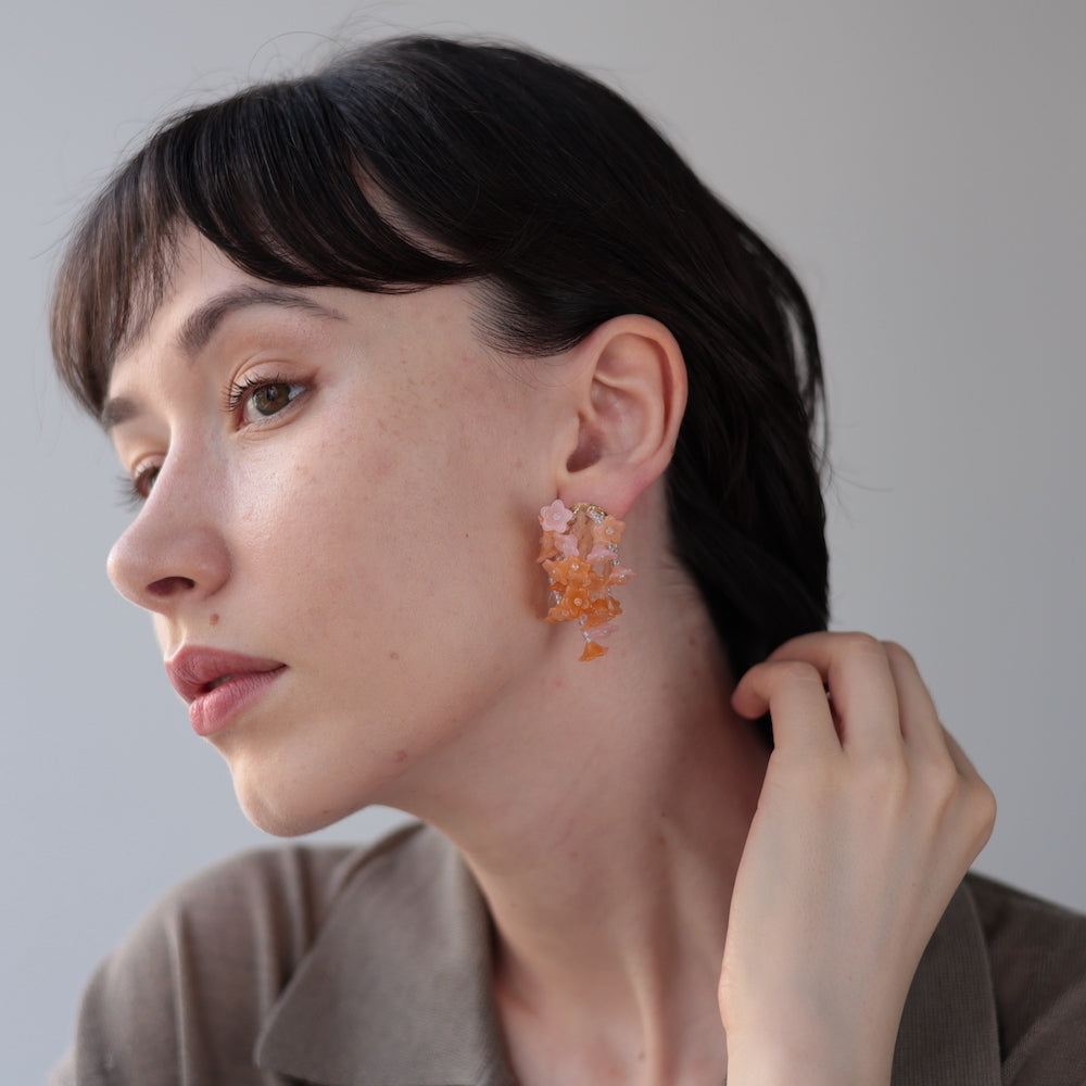P130 orange flower pierce