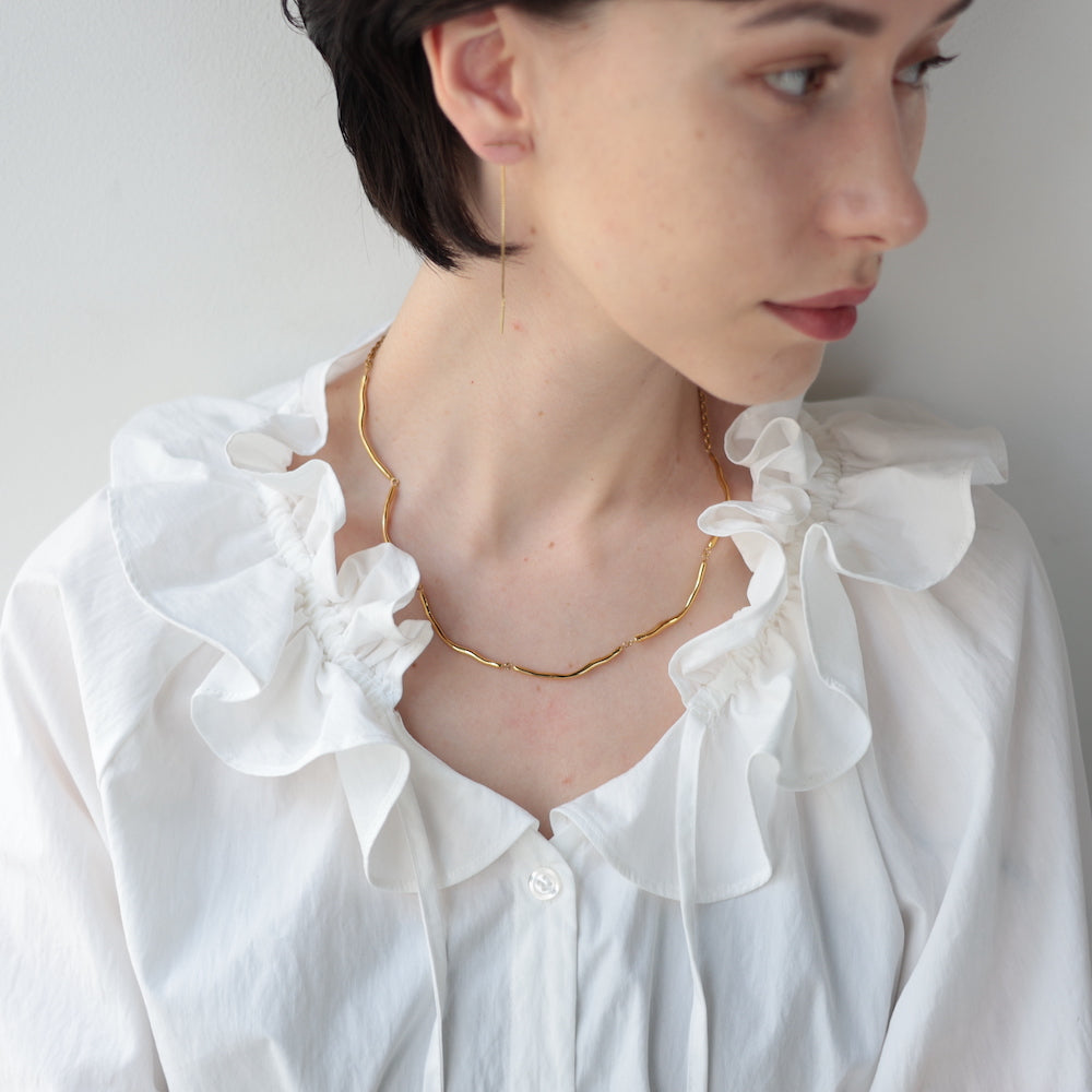 N057 stainless nuance wave necklace