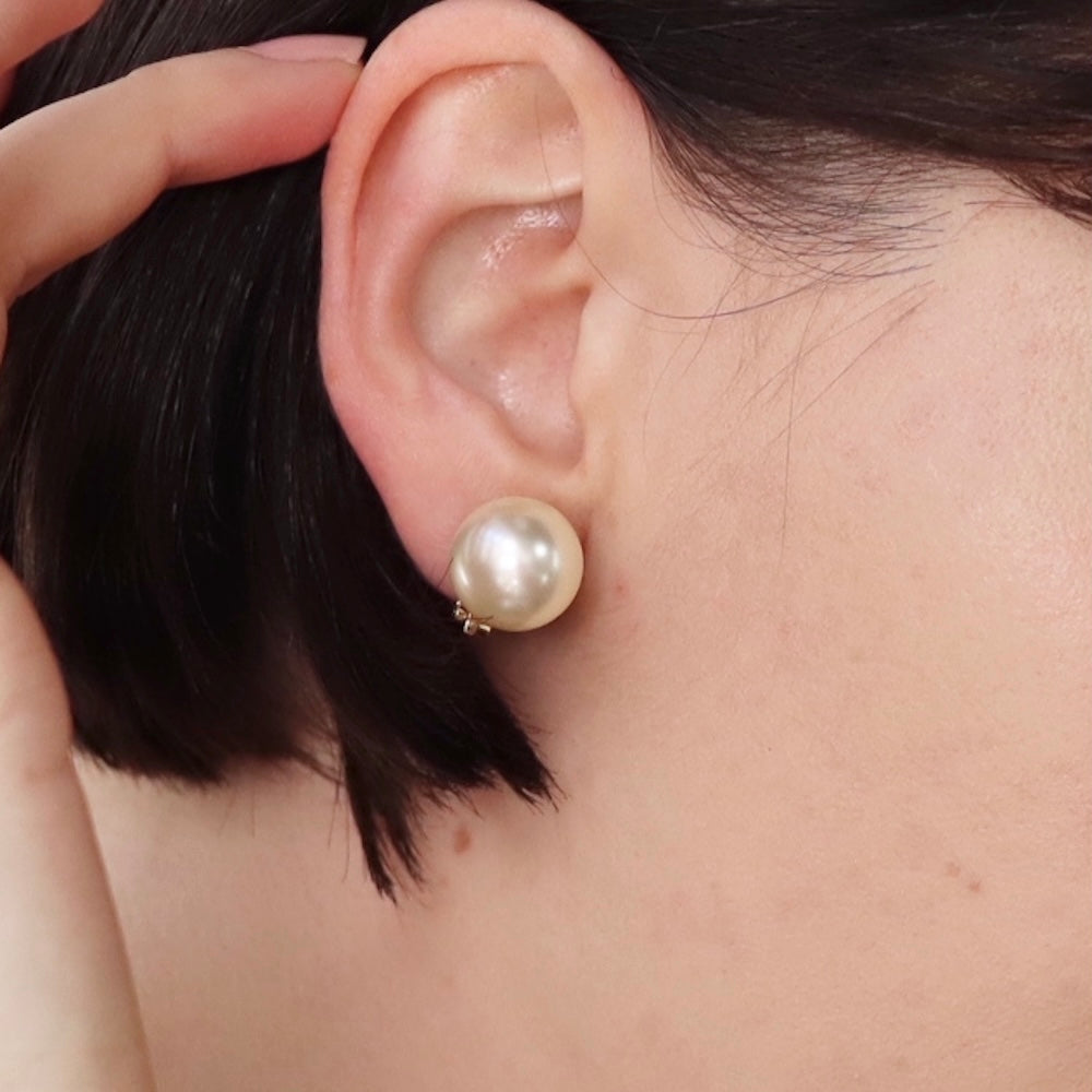 P335  2pearl oversized earring