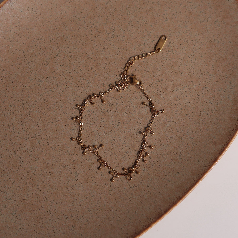 N048 stainless cherrys bracelet
