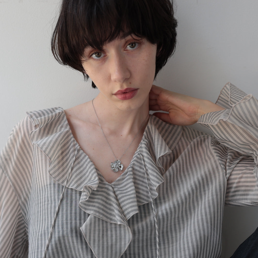 N258 stainless flower necklace