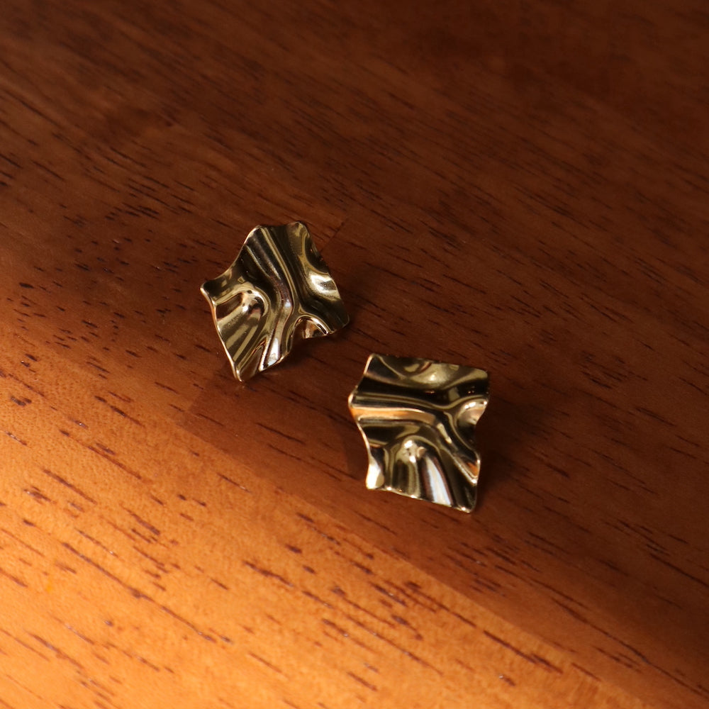 P354  stainless rhombus nuance pierce