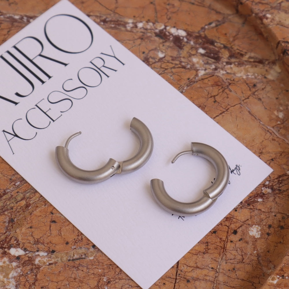 P315  stainless matte gold hoop pierce