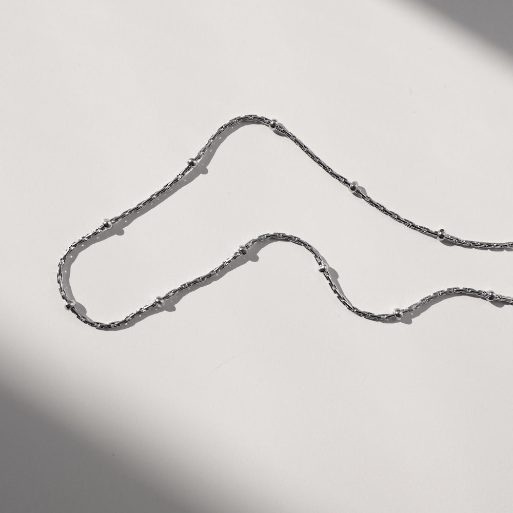 N085  stainless  THUBUTHUBU necklace