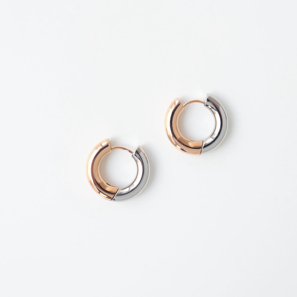 P265  stainless bicolor hoop pierce