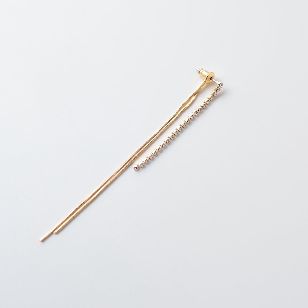 P446  long zirconia chain earring